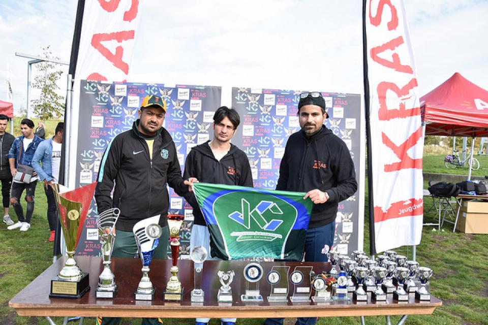 Jongeren Integreren door Cricket