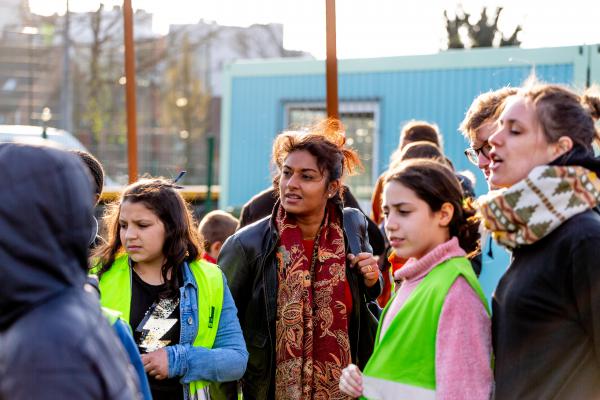 Schepen Jinnih Beels introduceert verkeersspel bij Kras Dam