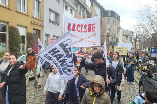 Grote opkomst bij de optocht tegen racisme