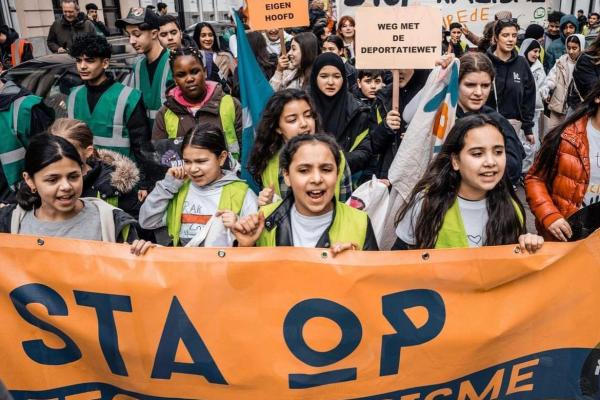 Grote opkomst bij de optocht tegen racisme