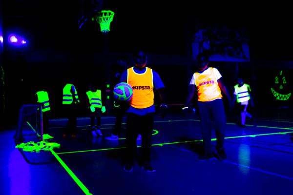 blacklight voetbal